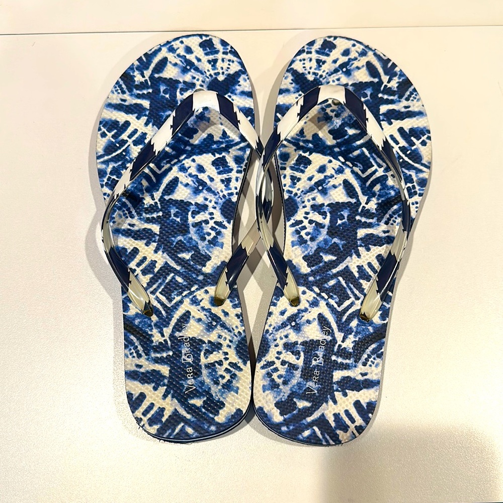 Vera Bradley. Flip flops. Women’s size L